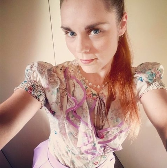 Meet your Posher, Christine - Picture 1 of 1